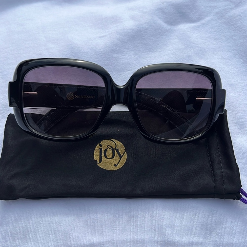 Joy Mangans - Readers +3.50